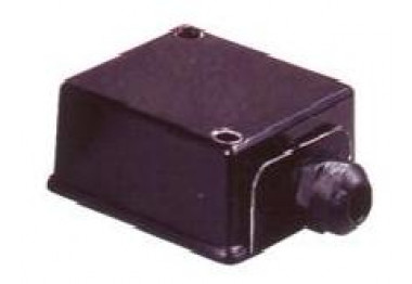 CACHE PLAQUE A BORNES EN PLASTIQUE