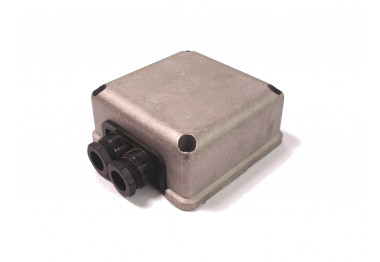 CACHE PLAQUE A BORNES ALU - 112 / 132